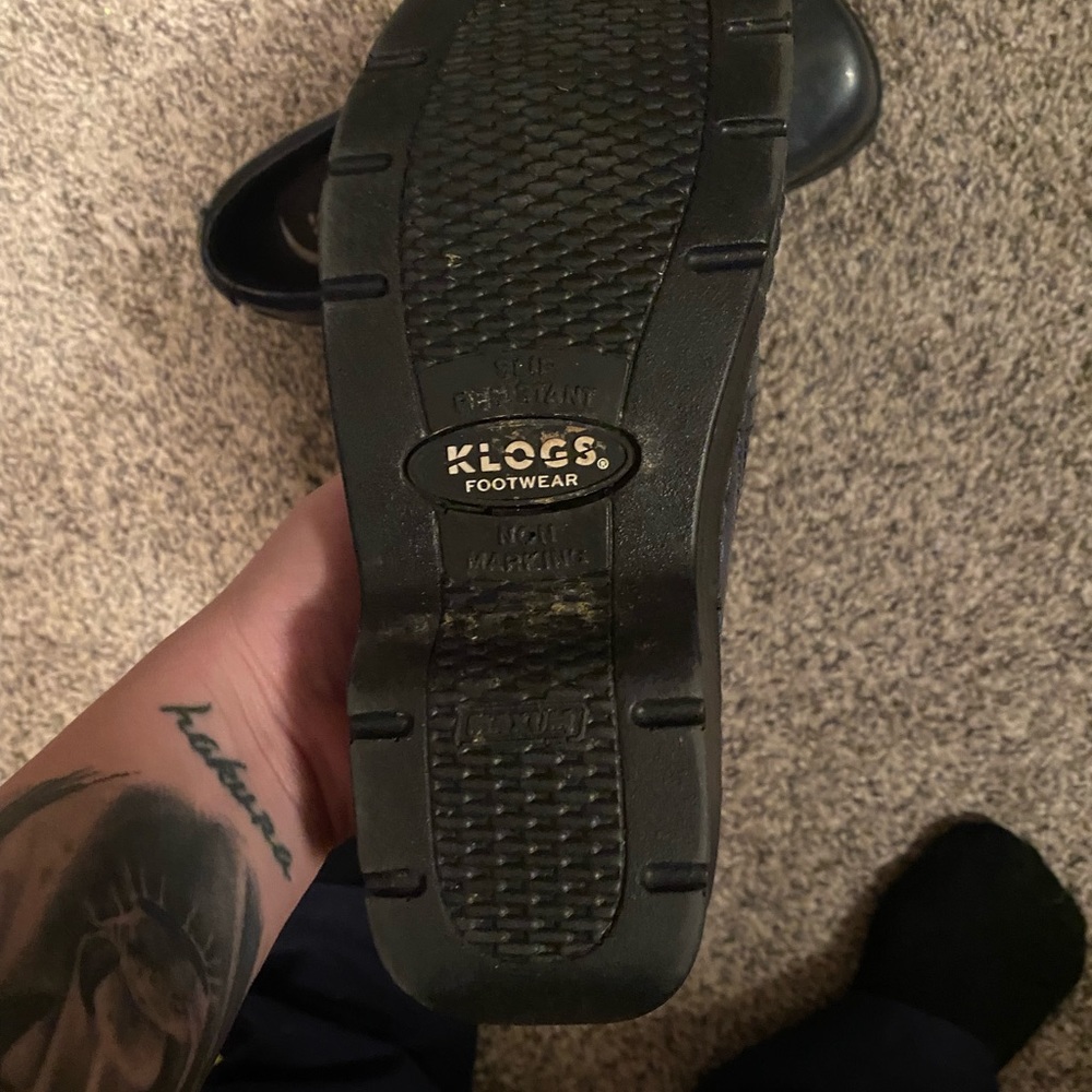 Shoes - Picture 2 of 2